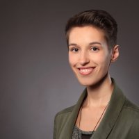 Elena Doudis, Projektreferentin und Erziehungswissenschaftlerin